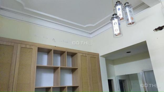 Mặt phố Yên Lãng - Quận Đống Đa, DT 94m2, MT 6m tầng 1 đang cho thuê 30tr/tháng 13673872