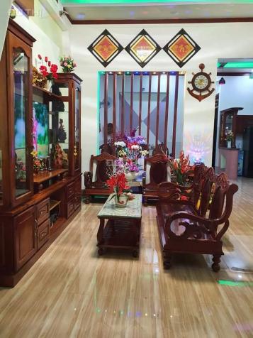 Bán nhà thiết kế đẹp ngay trung tâm Võ Xu, huyện Đức Linh, Bình Thuận 13678940