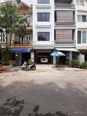 Thượng Thanh nhà mới 5 tầng 43m2 gara, kinh doanh, trước nhà đường 13m vỉa hè, xe 7 chỗ quay đầu 13680394