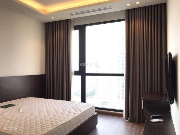 Cực rẻ cho thuê gấp căn hộ 112m2 2PN full đồ nội thất đẹp tại Vinhomes Royal City 72A Nguyễn Trãi 13686677