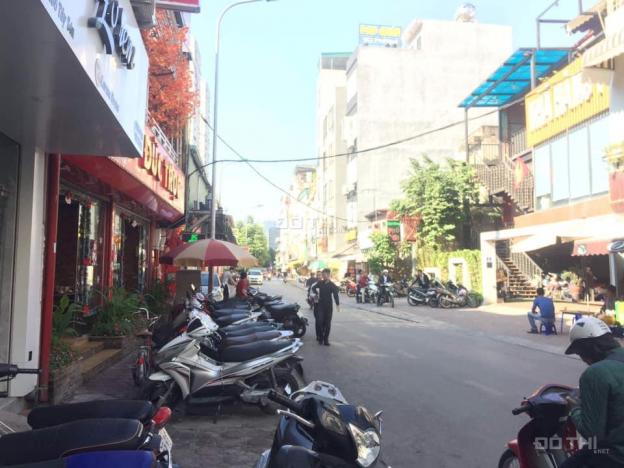 Cho thuê văn phòng 70m2 tại phố mới Nguyễn Văn Tuyết - Oto đỗ được ven đường 13689737