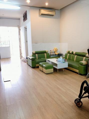 Cho thuê căn hộ giá cực rẻ tại G4 Vũ Phạm Hàm: 2 ngủ full đồ đạc, 70m2, nhà đẹp mới, giá: 7.5tr/th 13694382