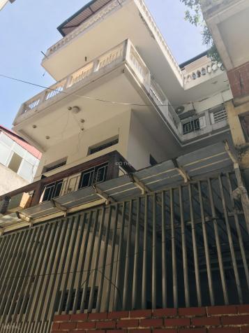Bán nhà phân lô Hoàng Quốc Việt, ô tô vào nhà. DT 70m2 * 4 tầng * MT 6m 13694549
