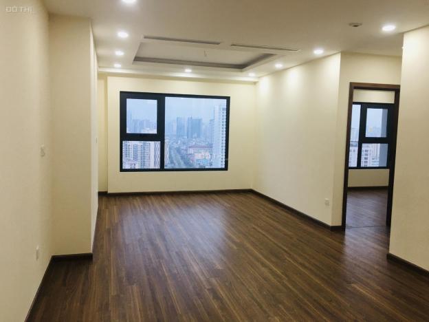 Cho thuê căn hộ cao cấp tại Golden Park Dương Đình Nghệ, 2 phòng ngủ, đồ cơ bản, 80m2, 12 triệu/th 13696082