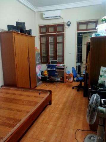 Phòng full đồ - có ban công - điện giá dân - chi phí cực rẻ Nguyễn Trãi - HN 13696430