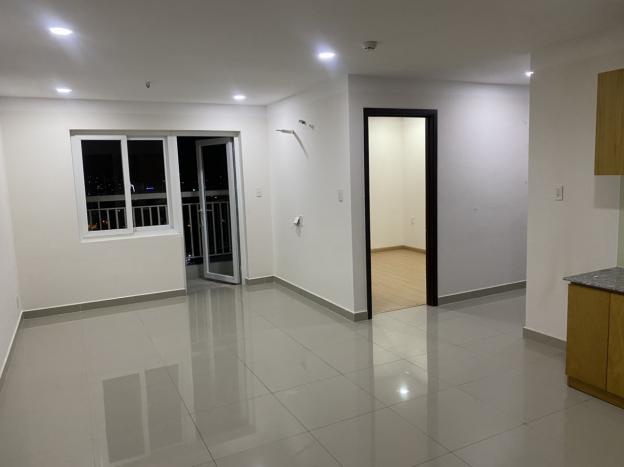 Cần cho thuê CC Melody Âu Cơ, Tân Phú, 70m2, 2PN, 2WC, giá: 9tr/th. Liên Hệ: 0765568249 A. Văn 13755905