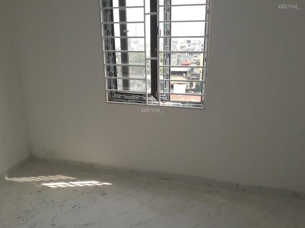 Bán CC Hoàng Hoa Thám ở ngay - giá 890 - 1.2 tỷ/căn 1 - 2 ngủ, view đẹp thoáng 13697089