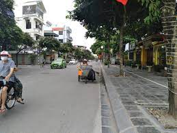 Bán đất mặt phố Việt Hưng 330m2, MT 12m buôn bán kinh doanh 13700689