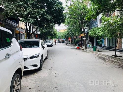 Đất Lâm Hạ cực rẻ, cực đẹp ô tô tránh, mặt tiền rộng, kinh doanh 13700825