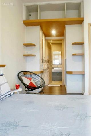 Cho thuê căn hộ 2 phòng ngủ full nội thất chung cư The Sun Avenue 13701099