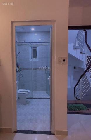 Chỉ 6,95 tỷ có nhà 38m2, HXH Phan Xích Long, PN, 5 tầng, 3 PN, 3WC, GT hợp lệ, cc ngay 13702788