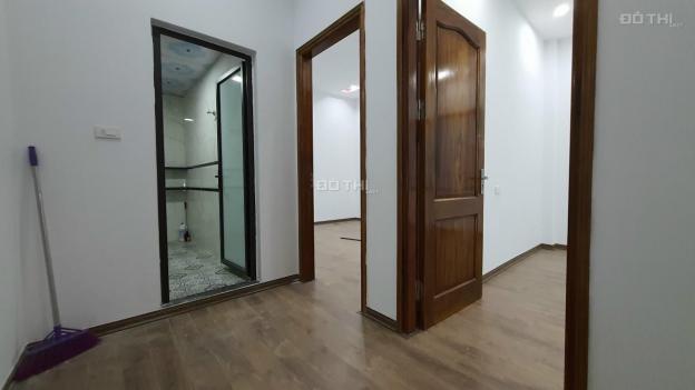 Tôi bán gấp nhà số 1f cuối phố Lê Lợi - gần chợ Hà Đông - Diện tích nhà 55m2, gồm 4 phòng ngủ 13707629