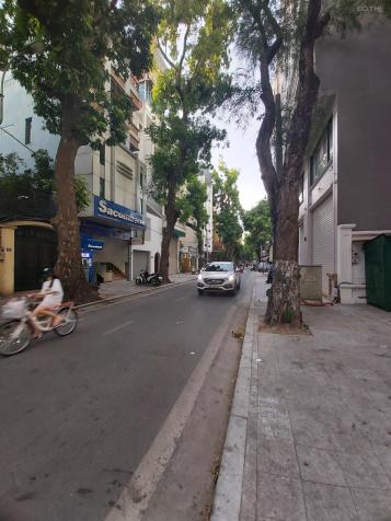 Bán nhà mặt phố Lý Nam Đế, Hoàn Kiếm, 280m2, mặt tiền 12m, nhà 3 tầng, giá hơn 100 tỷ 13708294