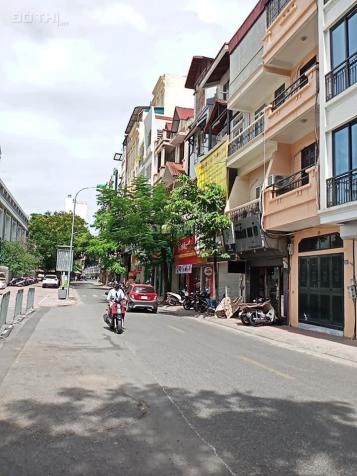 Bán nhà mặt phố Nguyễn Công Hoan, Ba Đình sổ đỏ chính chủ, 72m2 5 tầng 26,7 tỷ 13710488