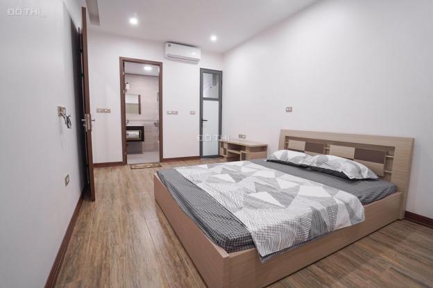 Cho thuê căn hộ cao cấp khép kín, full tiện ích ở Ba Đình, giá cực tốt 13710882