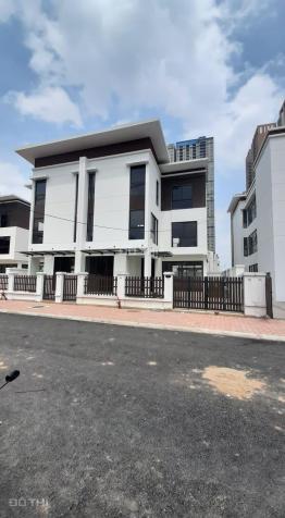 Bán biệt thự hồ, Hoàng Thành Villas, Mỗ Lao, Hà Đông 13712010