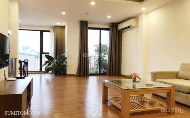 Cho thuê căn hộ dịch vụ 2 ngủ rộng 90m2 Linh Lang, vị trí đắc địa, LH 0966043060 13713713