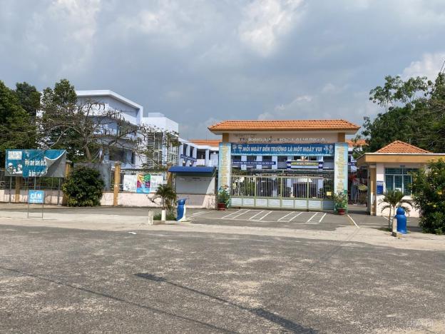 Định cư nước ngoài cần bán lại hơn 1000m2 đất sát KCN Bàu Bàng giá chỉ 1,3 triệu/m2 13716092