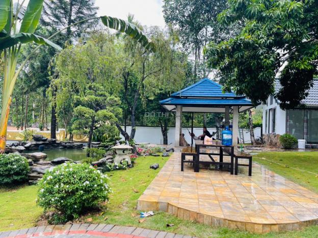Cần bán gấp khuôn viên nghỉ dưỡng tuyệt đẹp 2000m2 đối diện Legacy, tại Lương Sơn 13716481