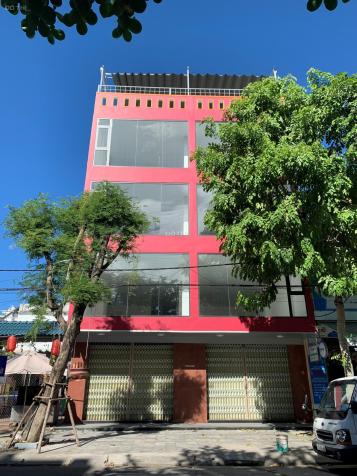 Bán tòa nhà 4 tầng 10m ngang đường Huỳnh Tấn Phát, Hải Châu, 195m2 đường 10.5m, khu sầm uất 13718557