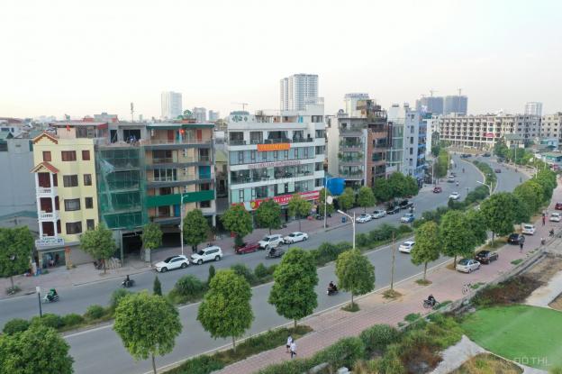 Cho thuê gấp nhà mặt phố Nguyễn Văn Cừ, Hồng Tiến Long Biên, DT 300m2 x 4 tầng 13721682