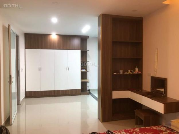 Nhà đầu ngõ Triều Khúc, có sân chơi 35m2 4 tầng, LH 0393222964 13722215