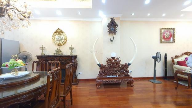 Bán nhà mặt phố Vũ Tông Phan, Thanh Xuân, 160m2, 4 tầng, mặt tiền 6,2m, vuông đẹp, giá hơn 26 tỷ 13722513