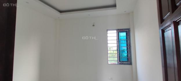 Nhà xây mới ô tô tới cửa 3T - 38m2, 4 phòng ngủ, đi 3 phút ra tới khu đô thị Dương Nội giá 1,75 tỷ 13723696