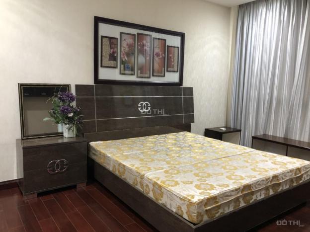 Cho thuê chung cư Royal City, 88 m2, 2PN, 2WC, nội thất đẹp, 15 tr/tháng. LH: 0981261526 13725691