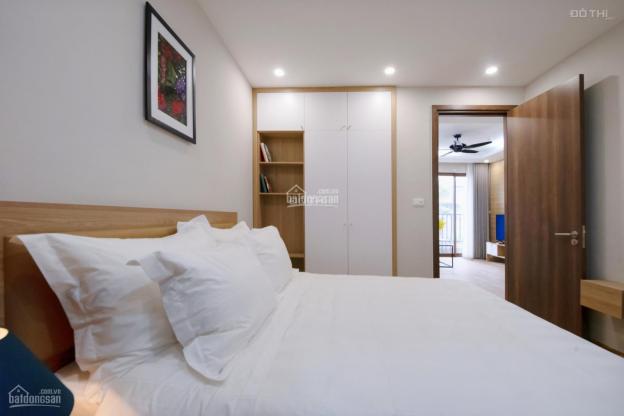 Chính chủ bán gấp căn hộ 2 phòng ngủ, view hồ, tại chung cư C1 Thành Công, 62m, giá 2.8 tỷ. 13732684