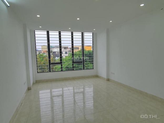 Bán nhà mặt phố Khương Đình, DT 7T * 62m2, thang máy, kinh doanh, giá 15 tỷ 5 13737215