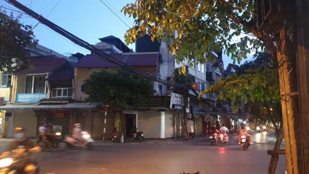 Nhà đẹp mặt phố Hàng Bạc, quận Hoàn Kiếm 13768251