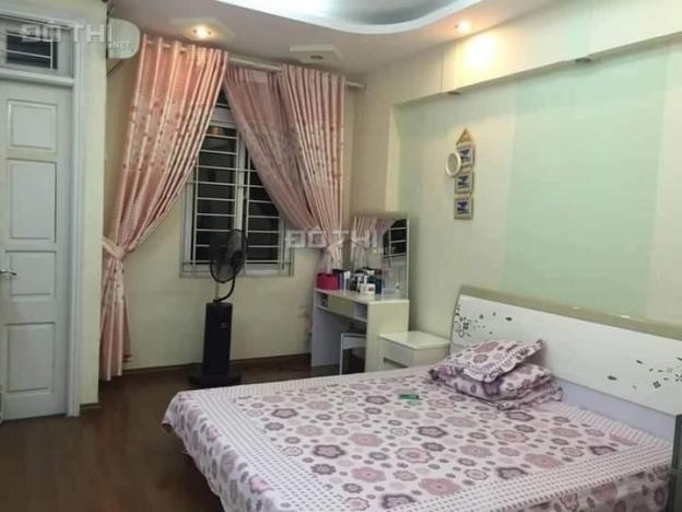 Cần bán ngay nhà phố Lương Định Của, DT 42m2 giá 3,2 tỷ 13779076