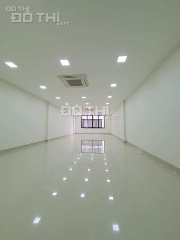 Cho thuê liền kề shophouse mặt phố Trịnh Văn Bô 100m2 x 5 tầng MT 5m 33 triệu/tháng ở, vp, KD 13802207