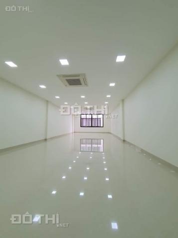 Cho thuê liền kề shophouse mặt phố Trịnh Văn Bô 100m2 x 5 tầng MT 5m 33 triệu/tháng ở, vp, KD 13802207