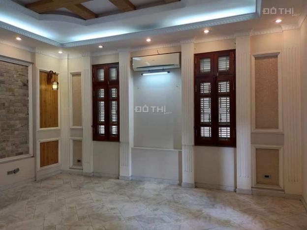 Bán biệt thự Tằm Dâu - đường Việt Hưng, Long Biên, Hà Nội, 330m2, 4 tầng, MT 12m. Giá 47 tỷ 13814556