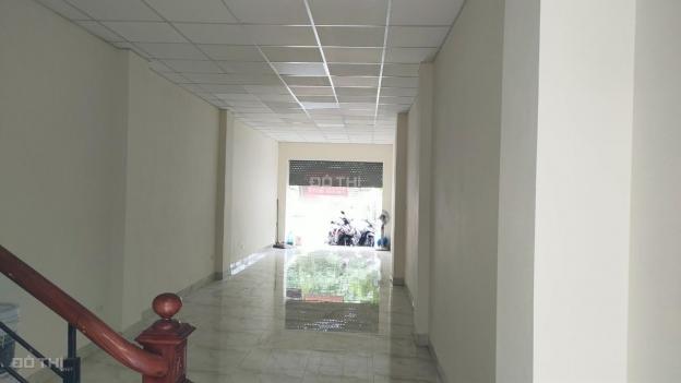 Cho thuê nhà đường Hạ Yên, Cầu Giấy, Hà Nội. DT 70m2, 5 tầng, thông sàn nhà mới 100% giá 32 tr/th 13815219