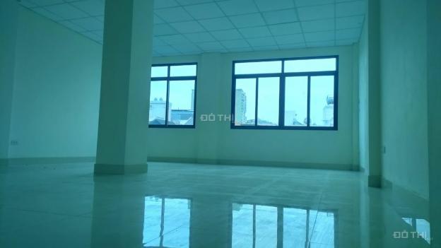 Cho thuê nhà đường Hạ Yên, Cầu Giấy, Hà Nội. DT 70m2, 5 tầng, thông sàn nhà mới 100% giá 32 tr/th 13815219