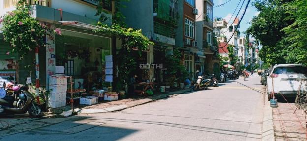 Bán nhà ngõ 75 đường Phú Diễn, phân lô, ô tô vào, gần chợ dân sinh: DT 40m2*5 tầng. Miễn TG 13816363