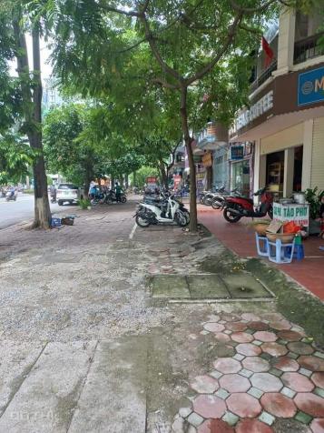 Bán nhà lô góc kinh doanh mặt phố Trần Thái Tông Cầu Giấy diện tích 80m2. Mặt tiền 11m vỉa hè 15m 13817624