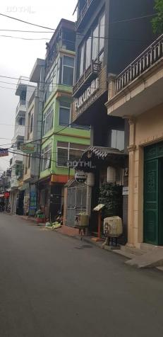Bán nhà phố Nguyễn Ngọc Vũ Cầu Giấy 110m2 4 tầng mặt tiền 4,8m 13818373