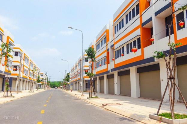 Bán nhà mặt phố tại dự án Oasis City, Bến Cát, Bình Dương diện tích 80m2 giá 3,07 tỷ 13820623