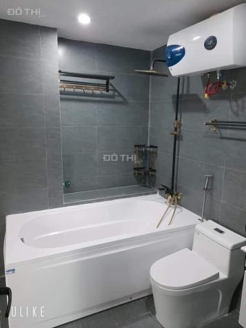 Cực sốc! Chỉ 5,8 tỷ - Nhà 5 tầng, 43m2, MT 5m xây mới phố Hoàng Văn Thái - Ôtô đỗ cửa, 3 mặt thoáng 13811089