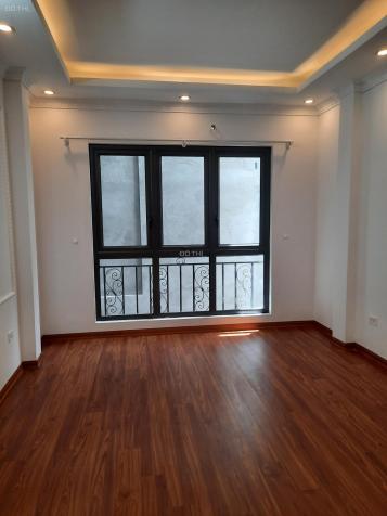 Công ty tôi mở bán khu nhà chia lô liền kề Trương Định, 30m2, 5 tầng, 3,3 tỷ, gần ô tô 13837143