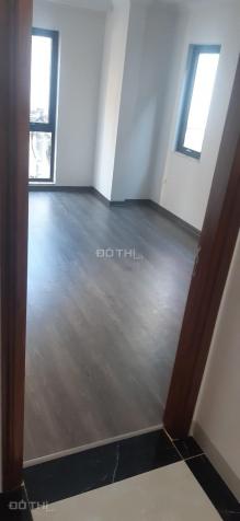 Bán nhà cạnh UBP Đại Mỗ 56m2 m2 x6 tầng thang may ô tô vào nhà - Giá hót 5.8 tỷ 13682725