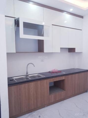 Bán nhà cạnh UBP Đại Mỗ 56m2 m2 x6 tầng thang may ô tô vào nhà - Giá hót 5.8 tỷ 13682725