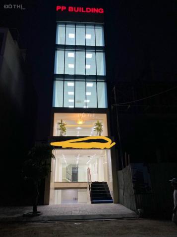 Bán tòa nhà văn phòng mới 100% DT 5x20m hầm thang máy 4 lầu trống suốt - giá 30 tỷ - An Phú - Q2 13841844