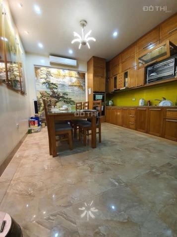 Định cư Mỹ nên bán gấp nhà Nguyễn Thị Định, Cầu Giấy, 40m2, mới đẹp ở luôn, 4.2 tỷ 13842378