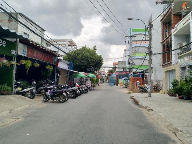 Bán nhà 3 lầu đường 2 xe hơi số gần TTTM Gigamall phạm Văn Đồng Hiệp Bình Chánh 13843885