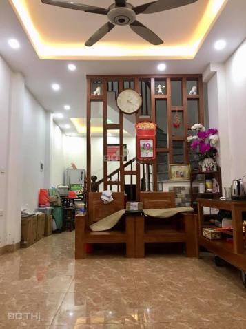 Bán nhà đường Lê Văn Lương Hà Nội cách ô tô 10 bước ở ngay 49m2 x 4T giá 4 tỷ 9 LH 0866814618 13849425